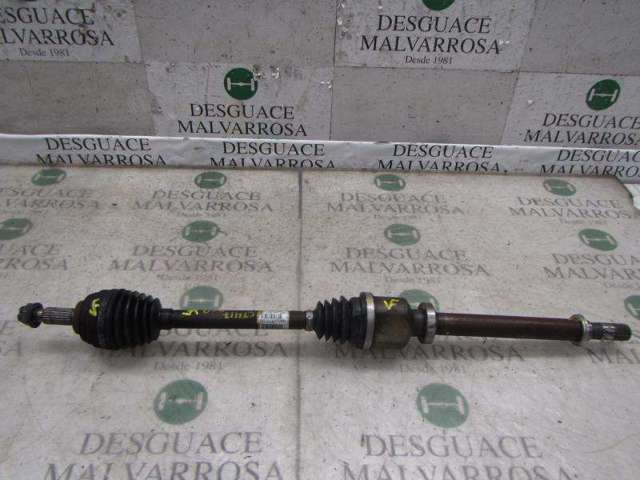 8200618111 Semieje delantero derecho  disponible Burgos