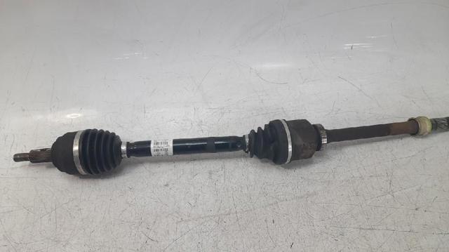 Semieje delantero derecho 8200618168 RENAULT
