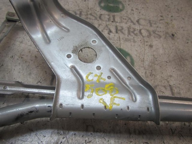 8200619512 Trapezio del limpiaparabrisas  disponible Utrera
