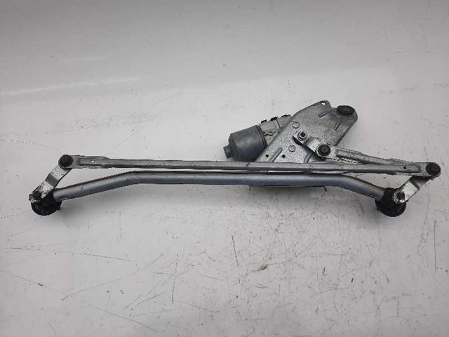 Trapezio del limpiaparabrisas Dacia Sandero I desde 56,63 €