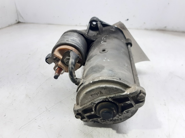 RENAULT 8200628419A Motor de arranque  disponible Valladolid