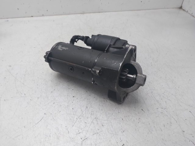 RENAULT 8200628419A Motor de arranque  disponible España