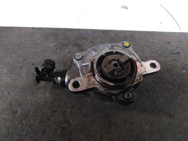 8200640105 RENAULT Bomba de vacío  disponible Alicante