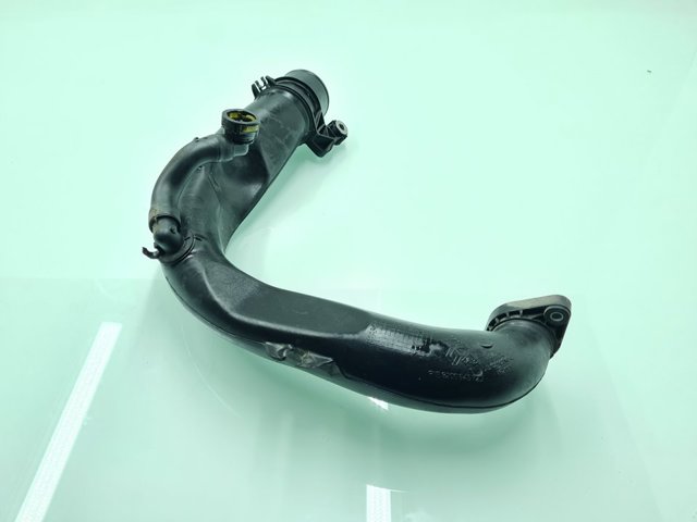 8200645723 RENAULT Tubo de admisión de aire al turbocompresor comprar Madrid