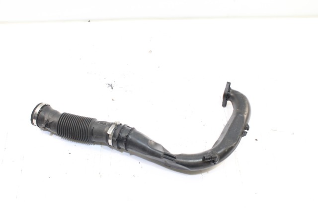 8200645723 RENAULT Tubo de admisión de aire al turbocompresor  en stock Gandía