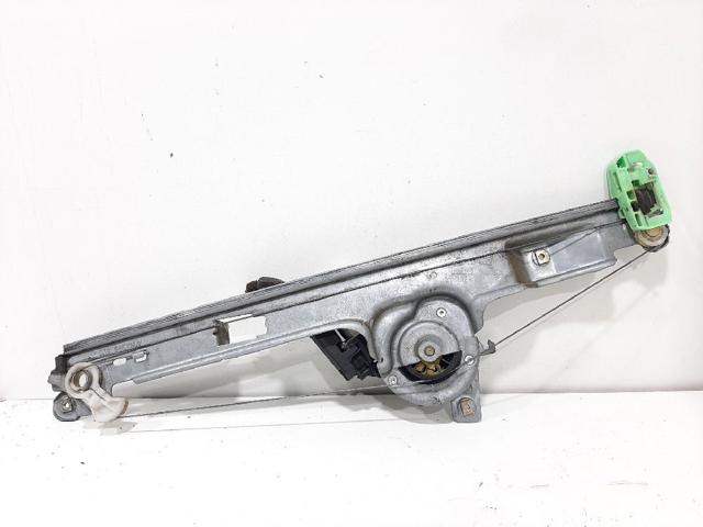 RENAULT 8200646840 Mecanismo de elevalunas de la puerta delantera derecha  disponible España