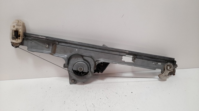 8200646841 RENAULT Mecanismo de elevalunas de la puerta delantera izquierda  comprar en Oviedo
