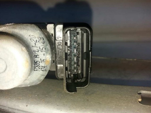 RENAULT 8200646841 Mecanismo de elevalunas delantero izquierdo comprar Tarragona