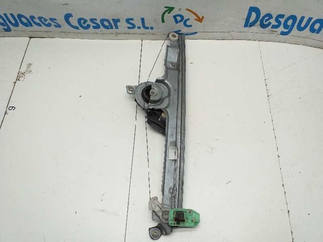8200646841 RENAULT Mecanismo de elevalunas de la puerta delantera izquierda  disponible Vigo