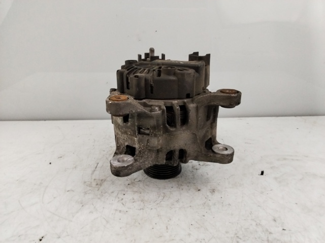 8200654541 RENAULT Alternador  comprar en Oviedo