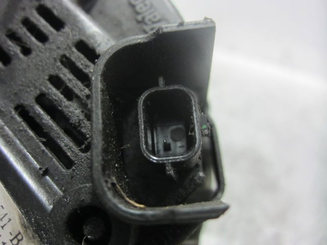 8200654541B RENAULT Alternador  disponible Vigo