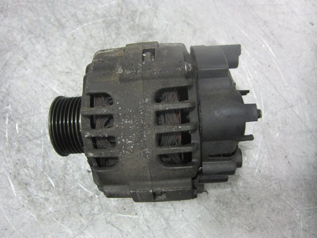 8200654541B Alternador comprar Girona