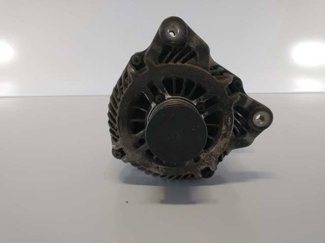 RENAULT 8200654785 Alternador  disponible Lugo