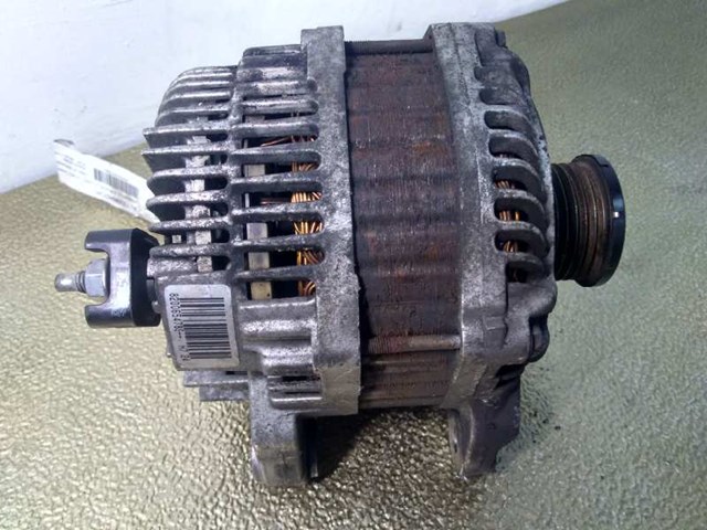 8200654789 Alternador  disponible Málaga