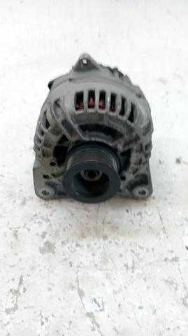 8200660025 RENAULT Alternador  comprar en Jaén