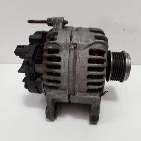 RENAULT 8200660033 Alternador  disponible Lugo