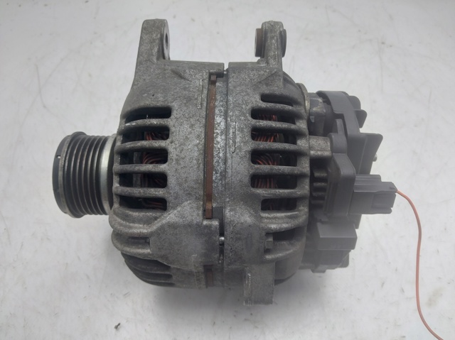 RENAULT 8200660034 Alternador  en stock Salamanca