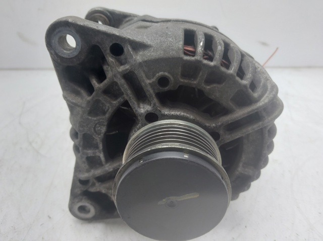 8200660034 RENAULT Alternador  comprar en Lleida