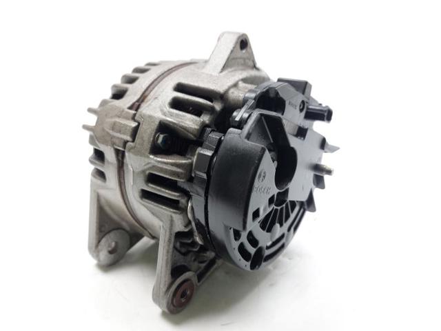 8200660037 RENAULT Alternador  disponible Vigo
