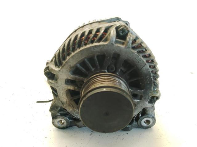 8200660057 RENAULT Alternador  disponible Alicante