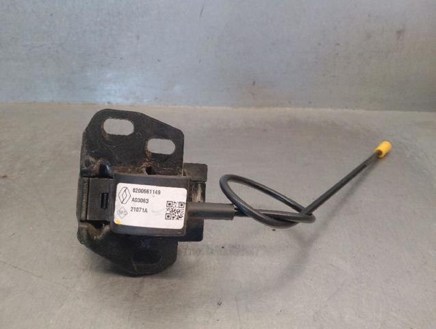Cerradura inferior de puerta trasera izquierda de doble hoja 8200661149 RENAULT
