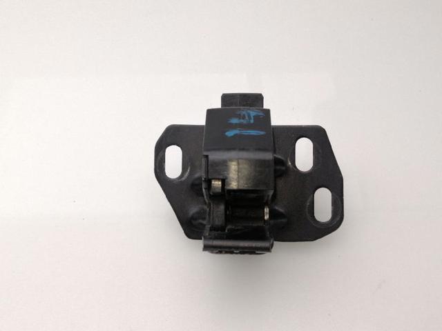 Cerradura inferior de puerta trasera izquierda de doble hoja 8200661149 RENAULT