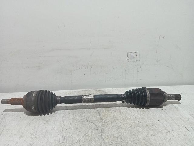 8200661555 RENAULT Semieje delantero izquierdo  en stock Córdoba
