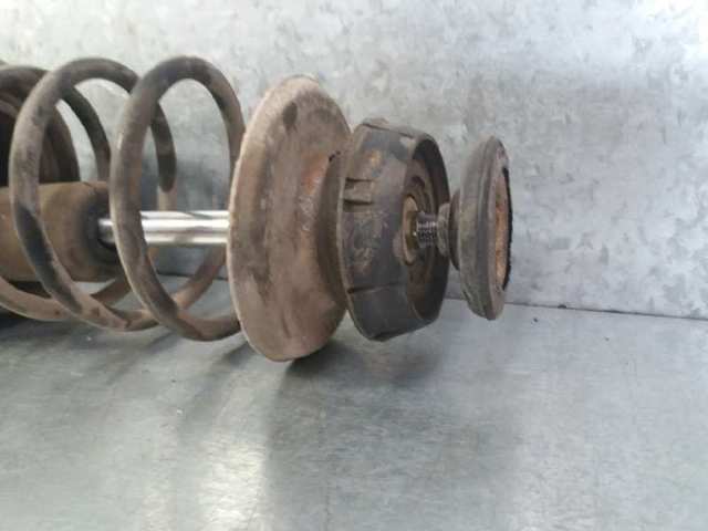 8200662265 RENAULT Amortiguador  en stock Gandía