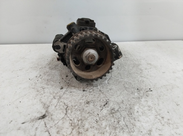 8200663258 Bomba inyectora  en stock Granada