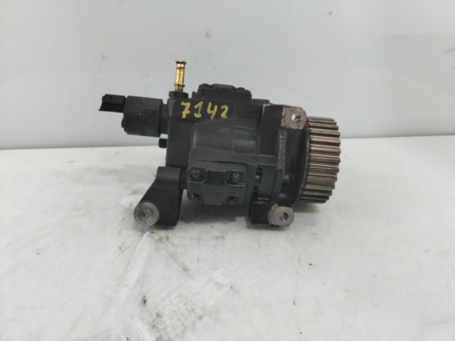 8200663258 RENAULT Bomba inyectora comprar Madrid
