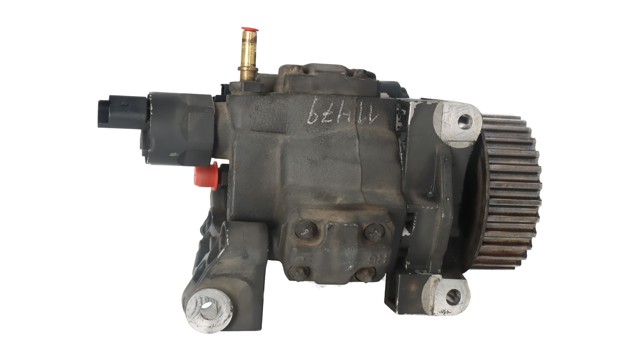 8200663258 RENAULT Bomba inyectora  en stock Huelva