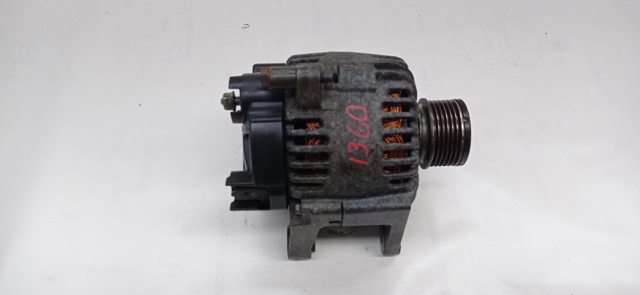 8200667608 NISSAN Alternador  disponible Vigo