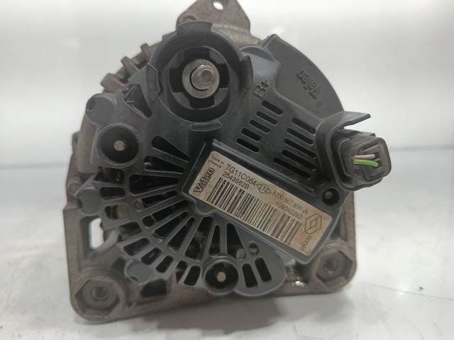 8200667608 Alternador  en stock Sabadell