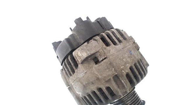 RENAULT 8200667610 Alternador  en stock Valencia