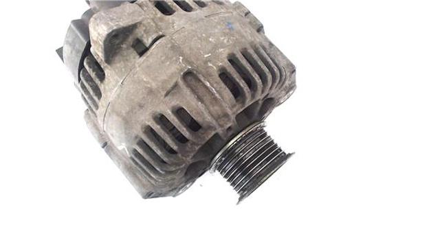 RENAULT 8200667610 Alternador  en stock Salamanca