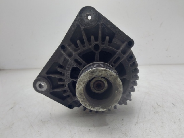 8200667619 RENAULT Alternador  en stock Córdoba