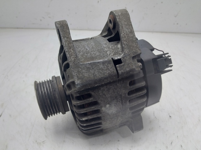 RENAULT 8200667619 Alternador  comprar en Albacete
