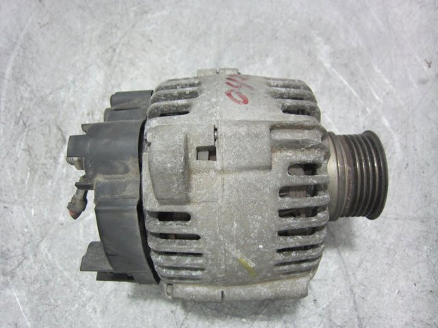 RENAULT 8200667619 Alternador  en stock Salamanca
