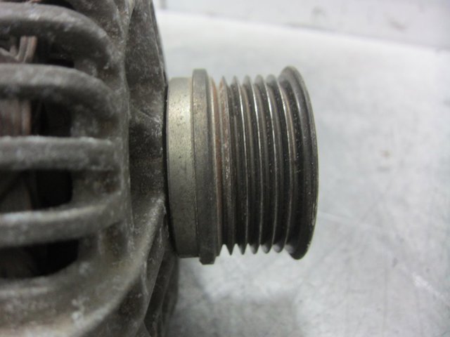 RENAULT 8200667619 Alternador  comprar en Albacete