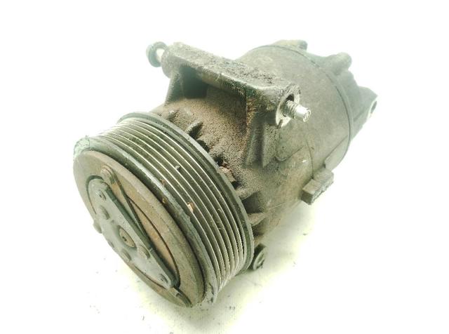 RENAULT 8200669284 Compresor de aire acondicionado  en stock Valencia