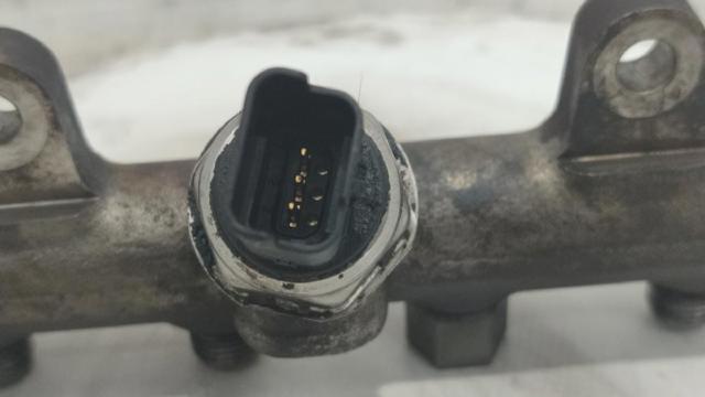 8200669695 RENAULT Regulador de presión de combustible  en stock Huelva