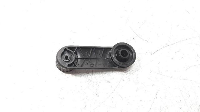 8200673745 RENAULT Manivela de elevalunas de puerta delantera  en stock Gandía