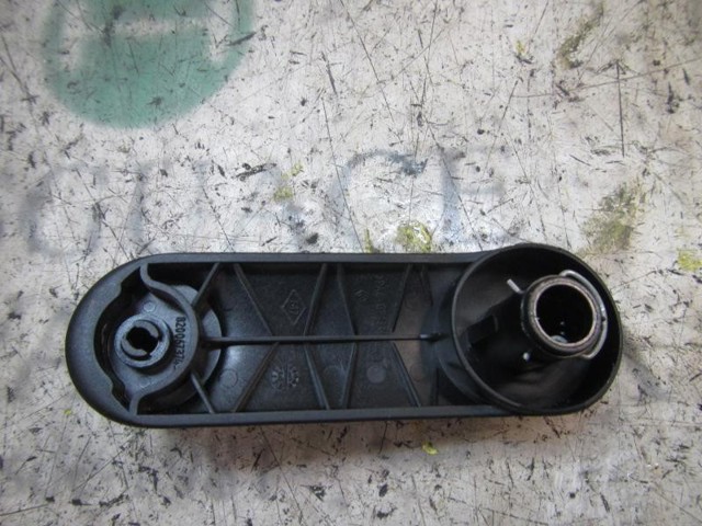 RENAULT 8200673745 Manivela de elevalunas de puerta delantera  comprar en Murcia
