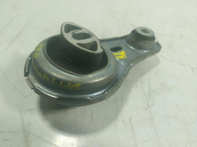 RENAULT 8200675206 Soporte trasero del motor  disponible Valladolid