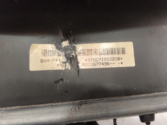 8200677496 Renault (RVI)