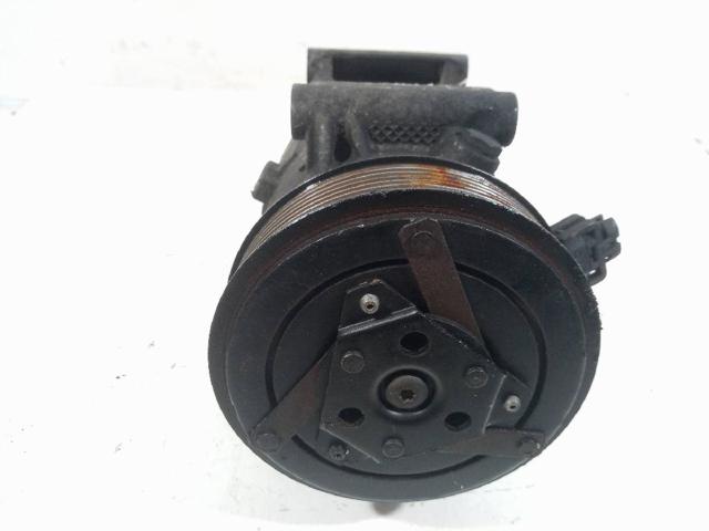 8200678499 RENAULT Compresor de aire acondicionado  comprar en Oviedo