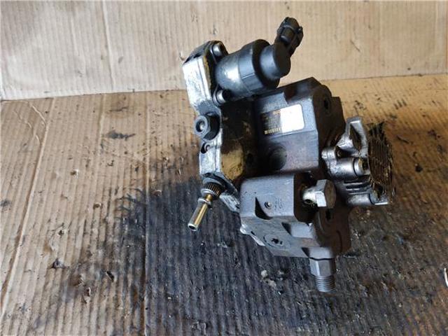 RENAULT 8200680077 Bomba inyectora  en stock Salamanca