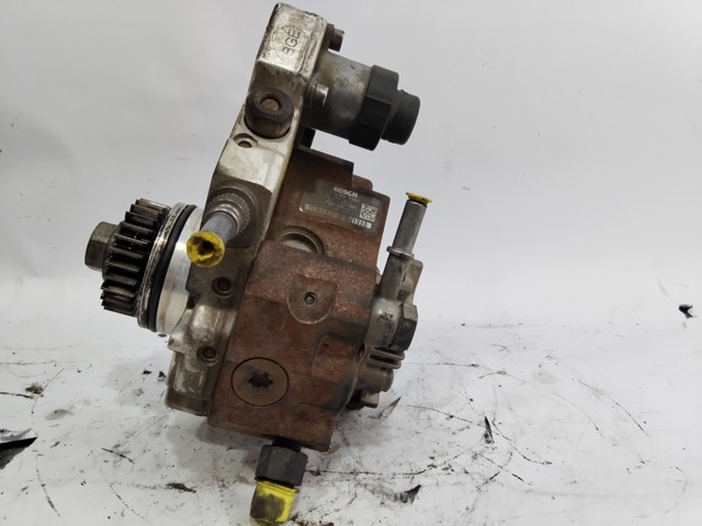 8200680077 RENAULT Bomba inyectora  en stock Córdoba