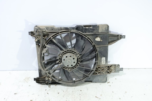 RENAULT 8200680824 Ventilador del motor comprar Pamplona