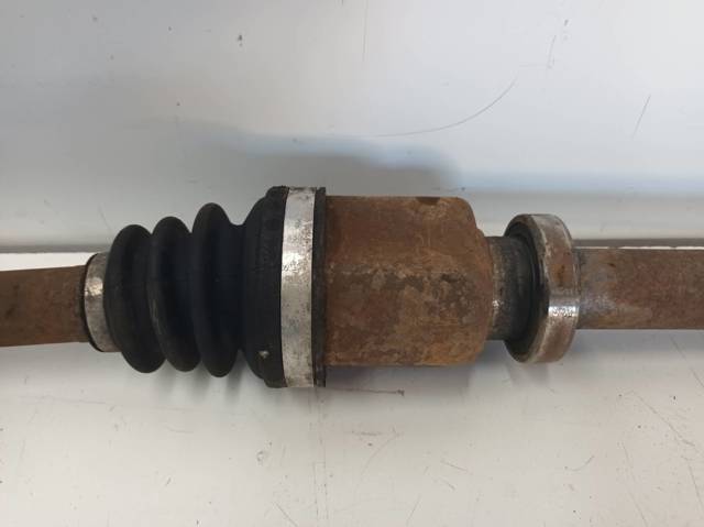 8200687740 RENAULT Árbol de transmisión delantero derecho  disponible Ourense